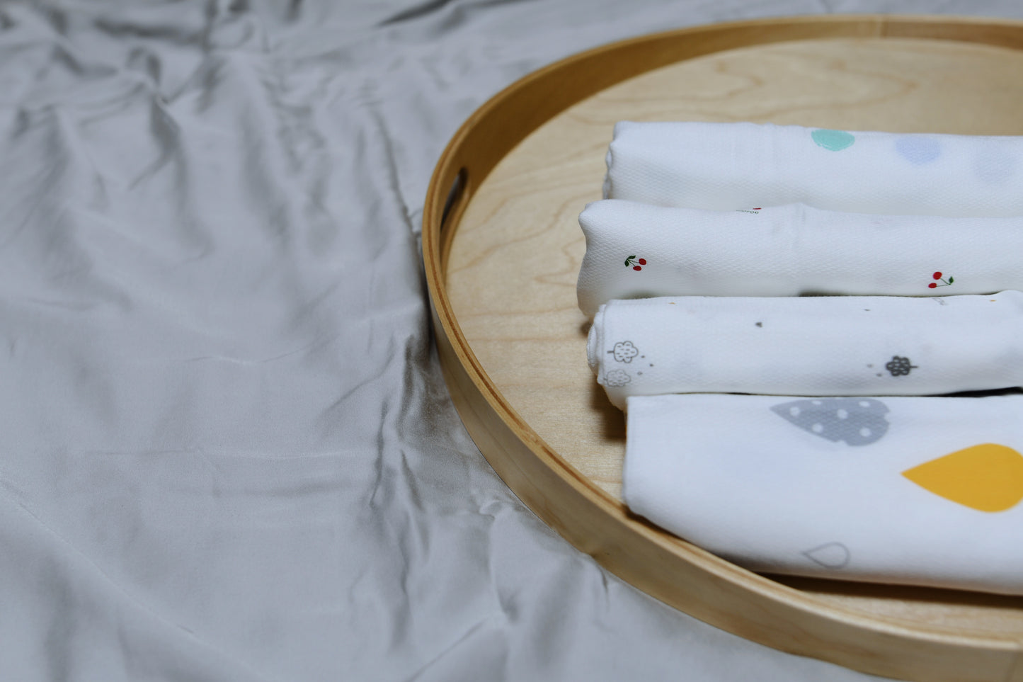 Bamboo Swaddling Blanket by 무루 (Mooroo)