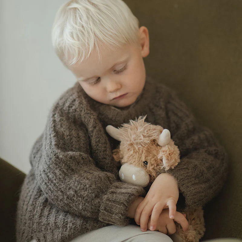 Moonkie Hug & Go™ Logan the Highland Cow