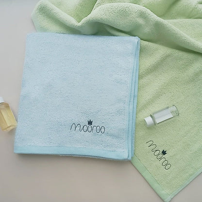 Bamboo Bath Towel by 무루 (Mooroo)